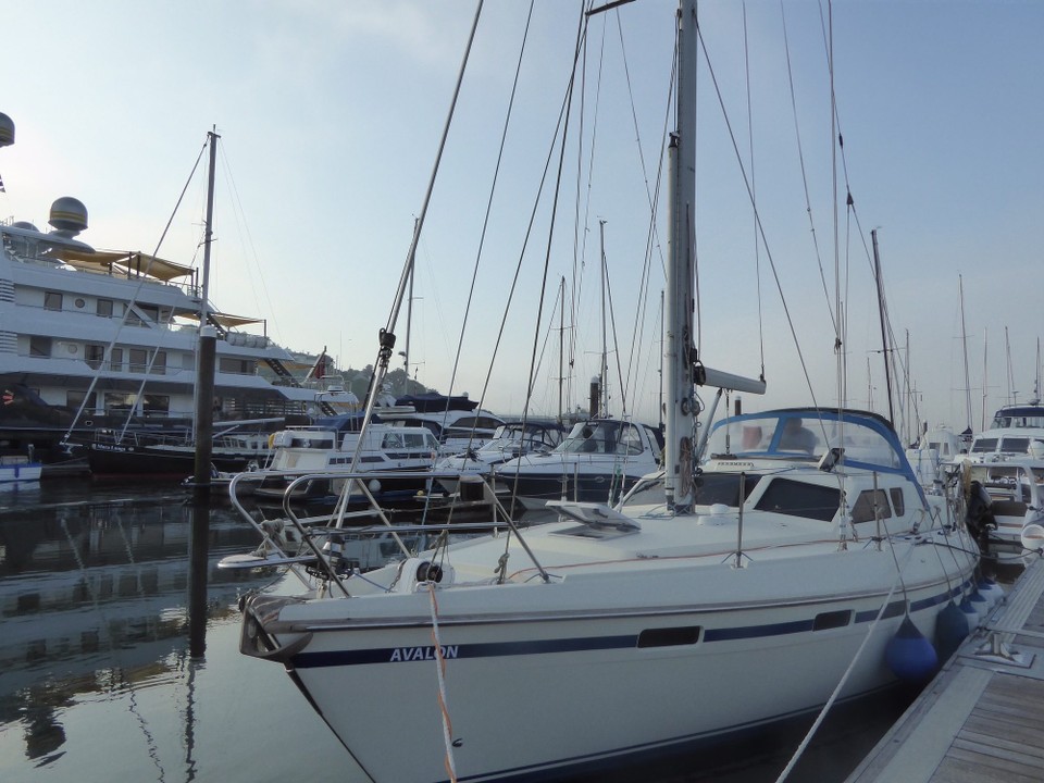 Ireland - Kinsale - Avalon looking good on her berth apart from being splattered by birds’ poo. 