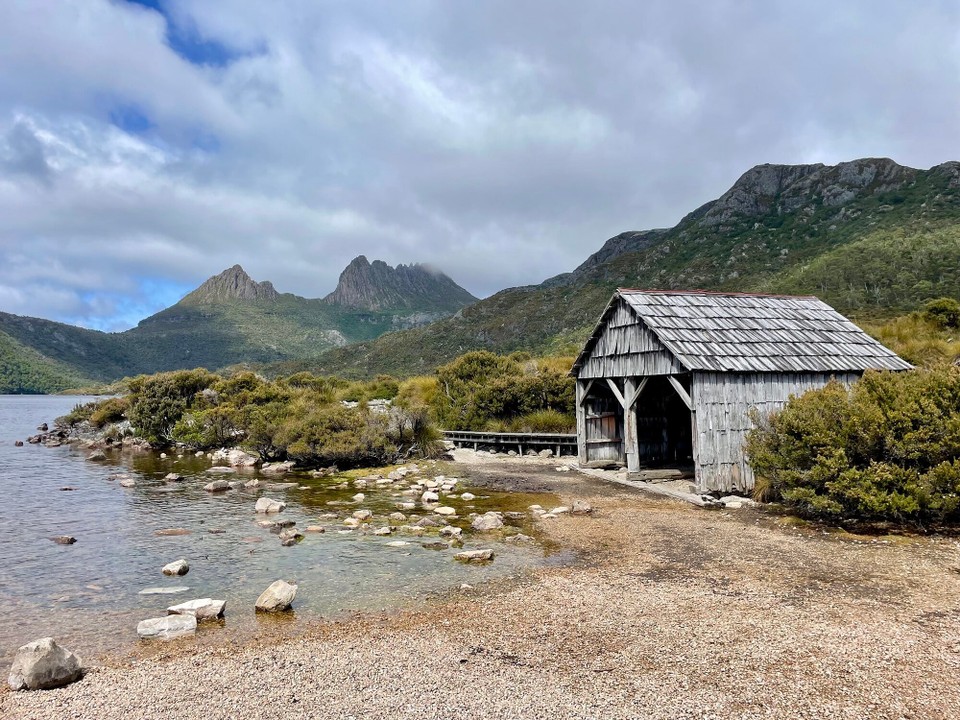 Australien - Launceston - S Bootshuus am Dove Lake