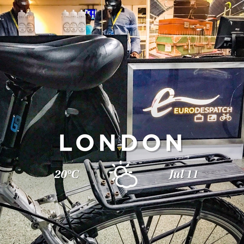 United Kingdom - London - Und erneut hat alles problemlos geklappt. 
Um 8:00h Früh rollt man in Paris in den Gare du Nord und gegen 11:00h London Zeit schiebt man sich in St. Pancras in die nächste Großstadt, dabei nur EINEN Gedanken im Kopf habend: 
„Links. Liiiiiiinks. Bitte!!! Links!“