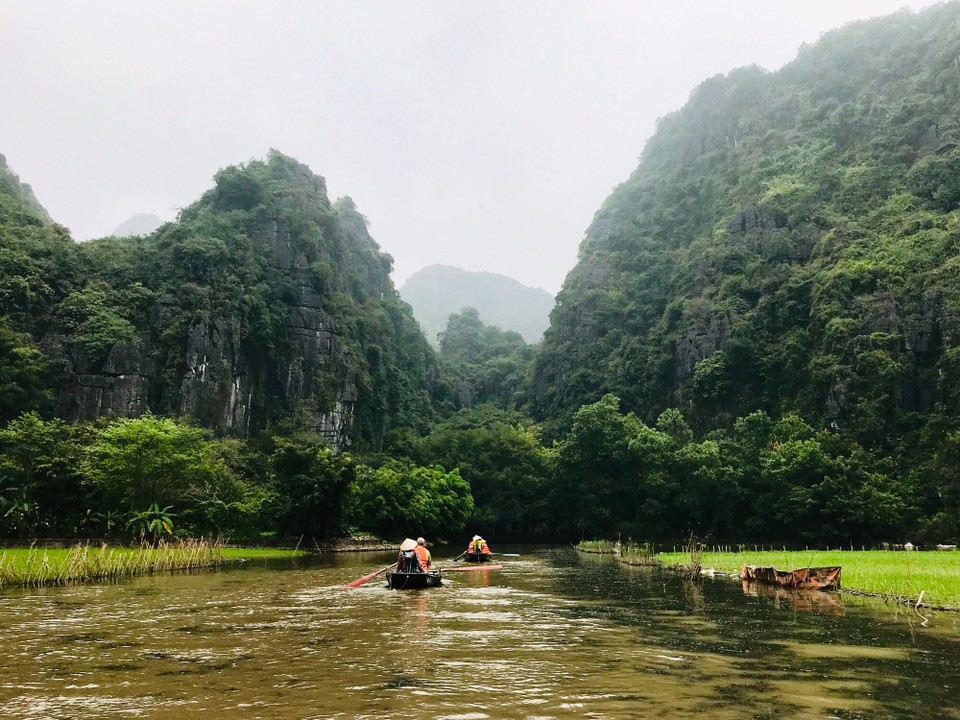 Vietnam - H. Hoa Lư - 