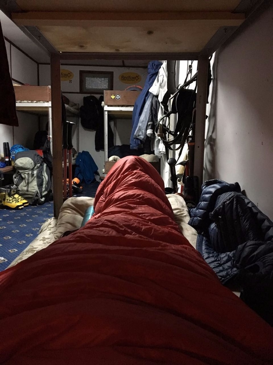 Russland - Terskol - Tobias war in der Nacht nicht zu überhören..... 😴 - Joe