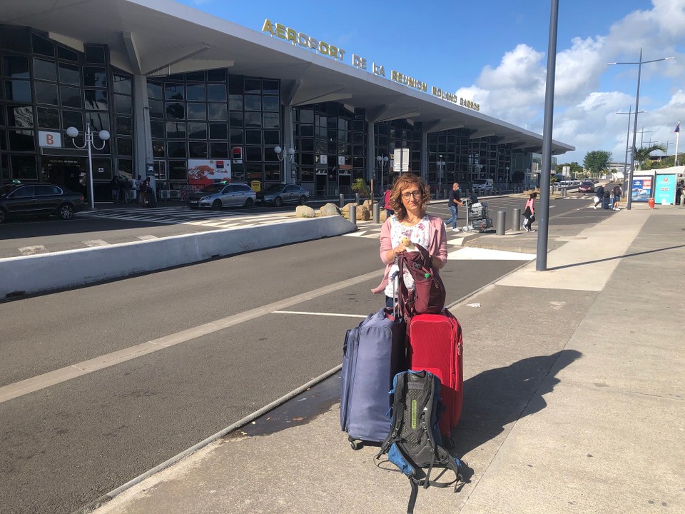Réunion - Saint-Gilles les Bains - Endlich angekommen - La Reunion, Wir sind froh, dass alles doch noch geklappt hat. Früher war Reisen weniger anstrengend.