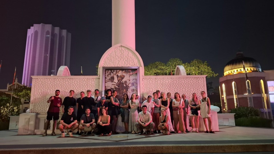 Malaysia - Malacca - This photo is from the ‘food tour’ honestly forget how short I am. I’m in the middle, you can barely see me above the wave of people ahahah 