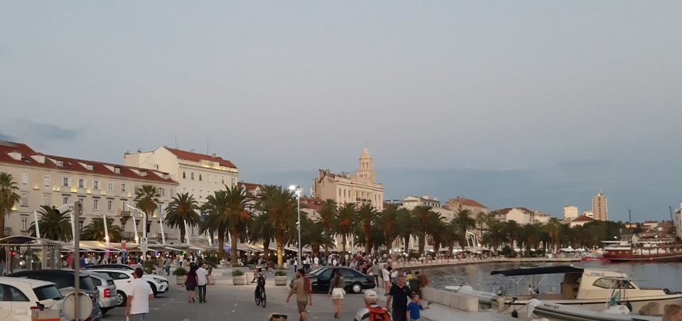 Kroatien - Split - Schöne breite Promenade