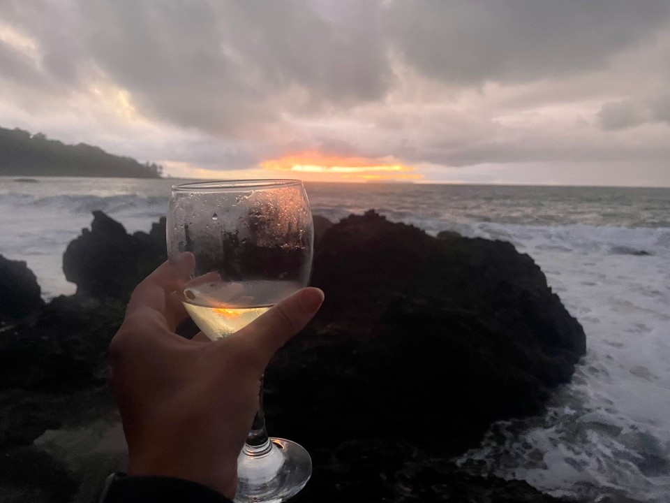 Costa Rica - Osa - Am Abend zunächst den Sonnenuntergang bei einem Glas Wein 🌅 🍷…