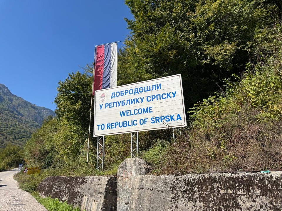 Bosnien und Herzegowina - Jajce - Nach ein paar Diskussionen wegen dem Mietwagen, hat man uns über die Grenze nach Bosnien Herzegowina gelassen.
