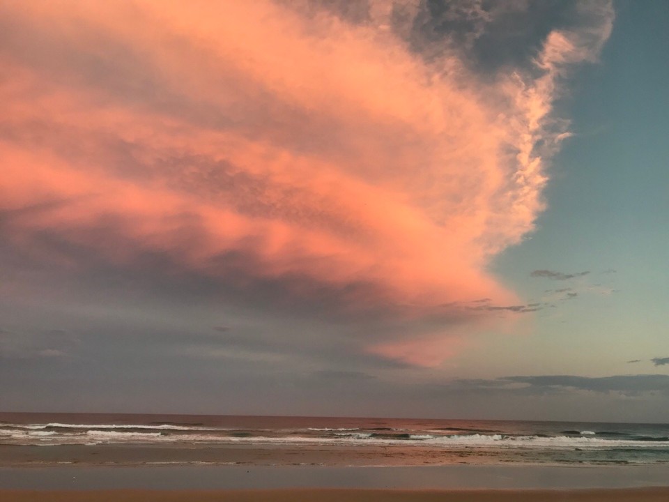 Australien - Byron Bay - Faszinierender Himmel beim Sonnenuntergang, unbeschreibliche Farben