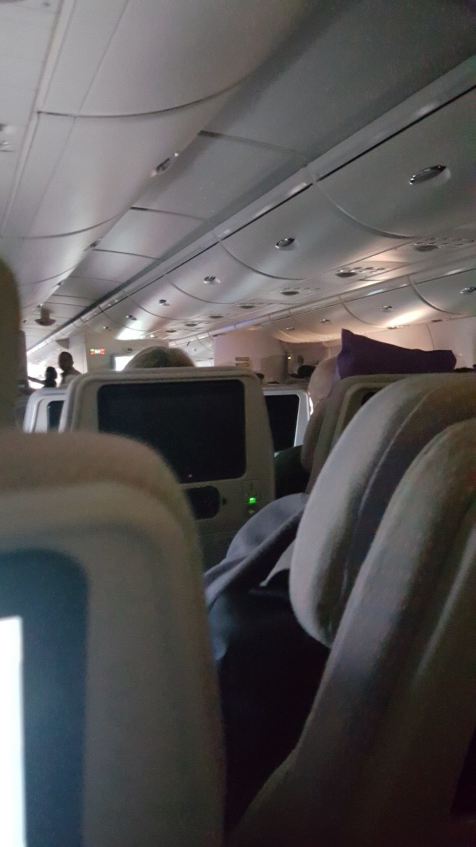 Australien - Melbourne - Diesmal leider keine Beinfreiheit.