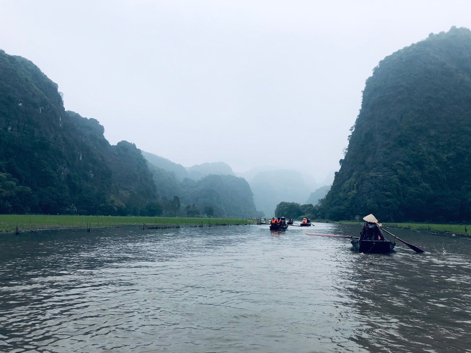 Vietnam - H. Hoa Lư - 