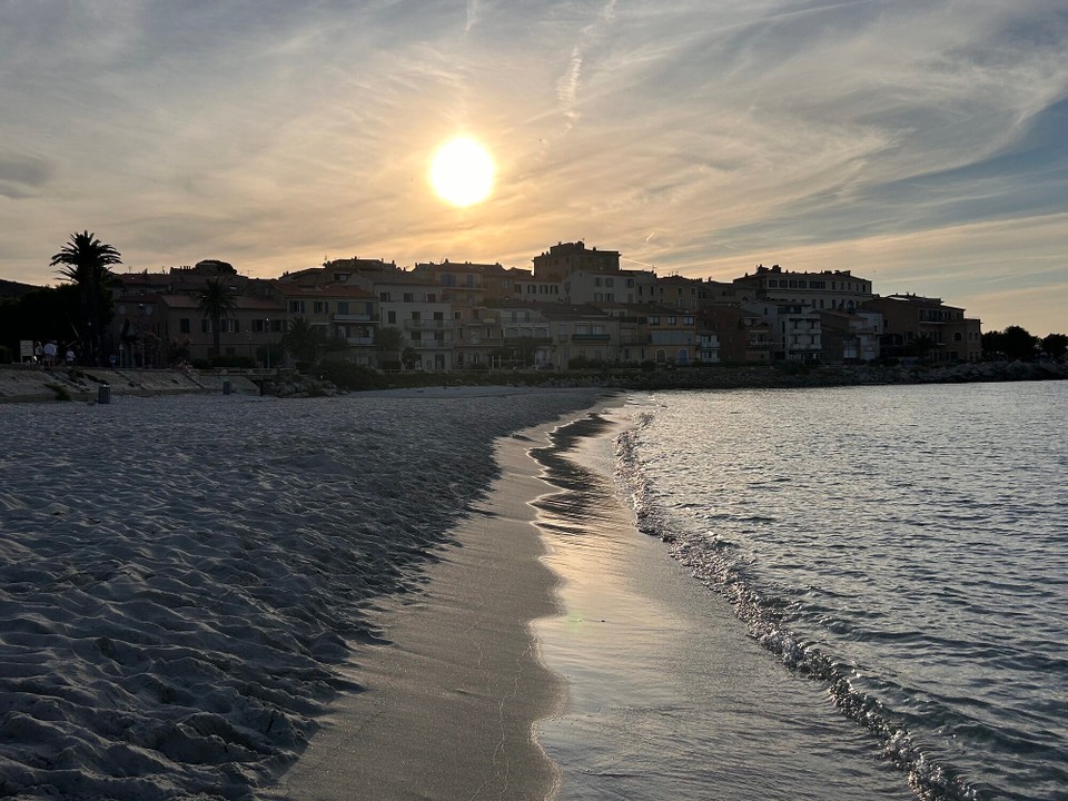 Frankreich - L'Île-Rousse - 