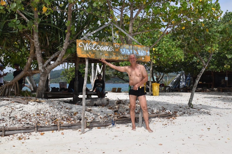 Indonesien - Kabupaten Lombok Barat - „Gili Kedis“ oder auch scherzhaft Gili Mini genannt.
Wir waren schon beim Anblick total verliebt.