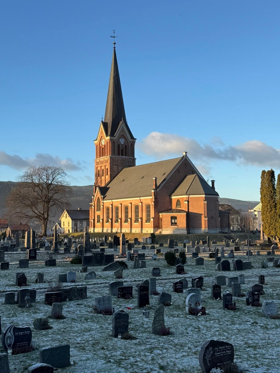 Norwegen - Lillehammer - Es sieht sonniger aus, als es ist. 