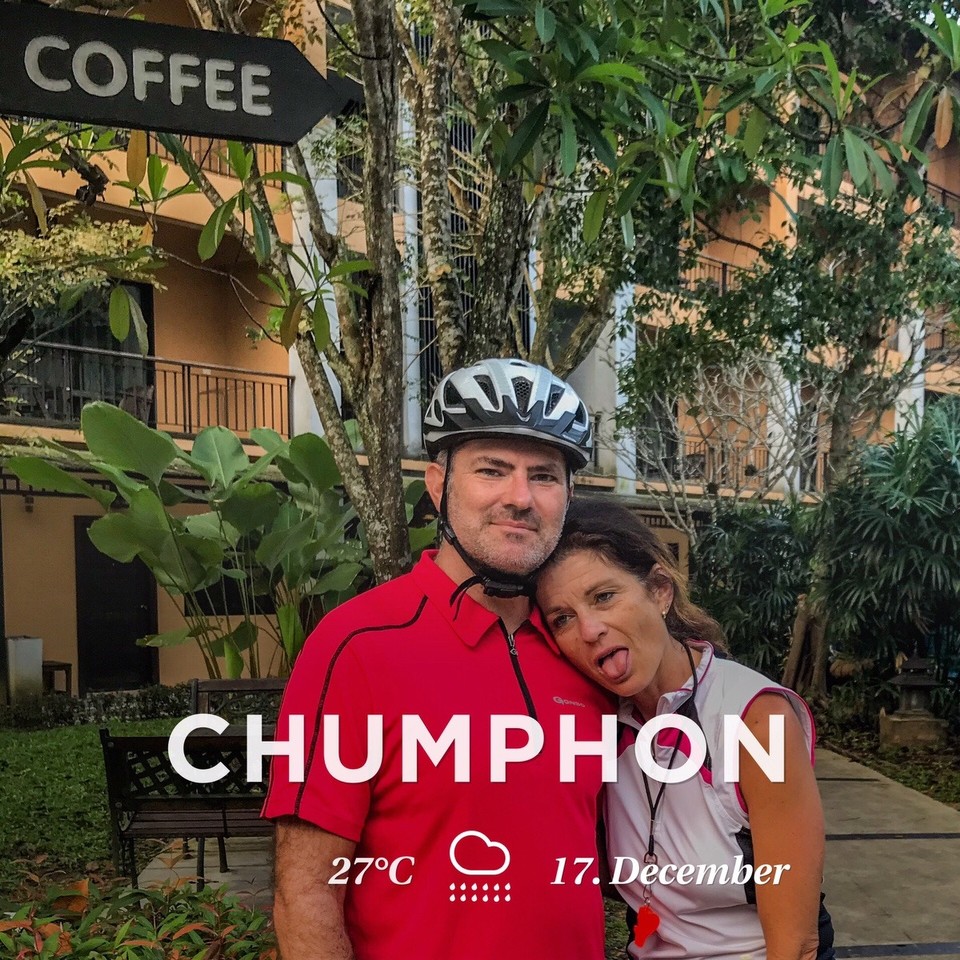 Thailand - Amphoe Thung Tako - Anfang der heutigen Etappe und schon am Ende.