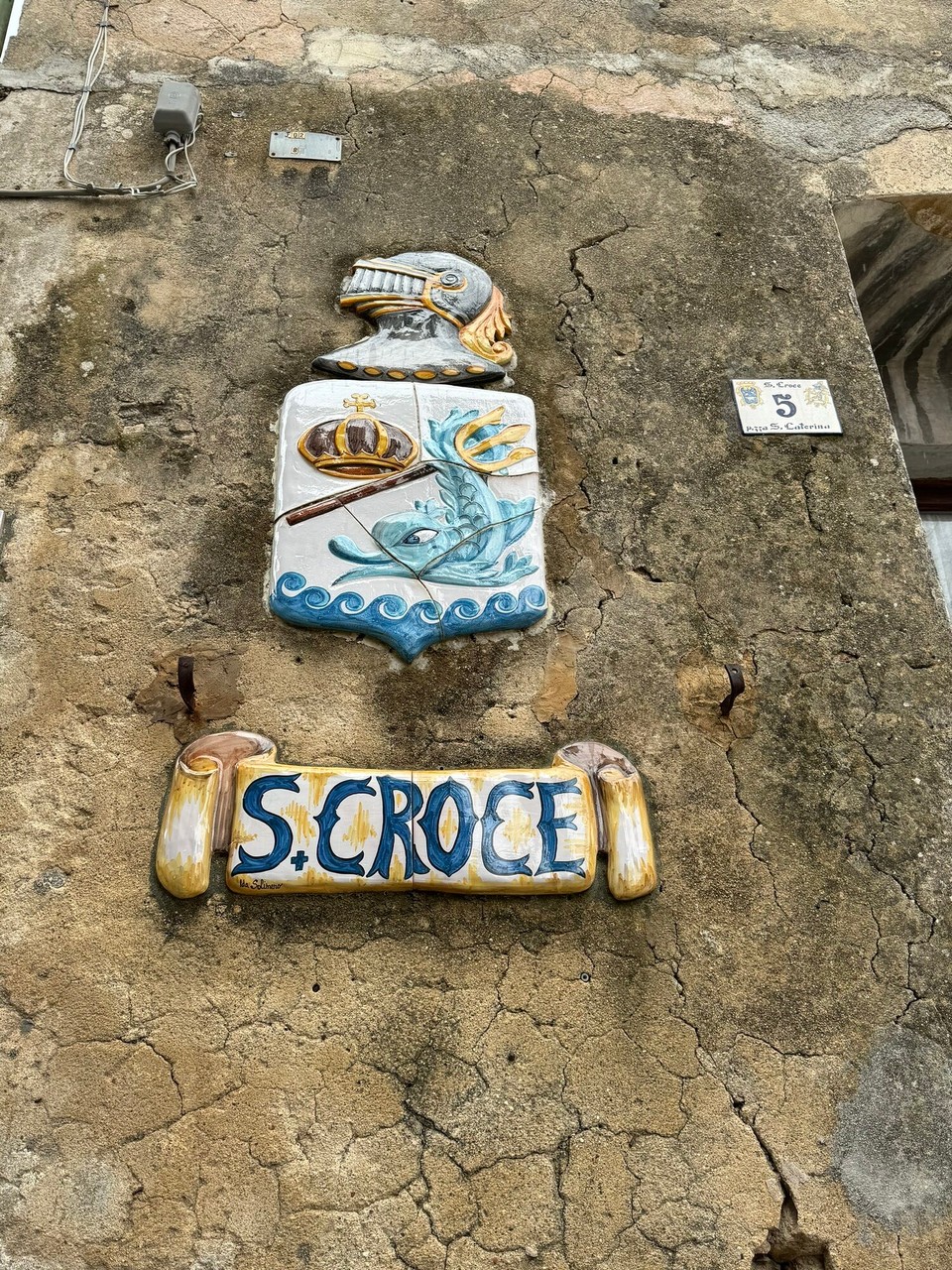 Italien - Marciana - Schöne Kacheln sehen wir überall im Ort