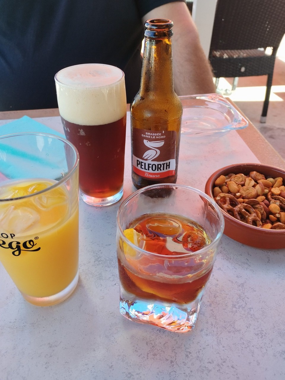 Frankreich - Mèze - Unsere 1. Ausgabe für heute: Mittagessen - hier der Aperitif 😋😋😋