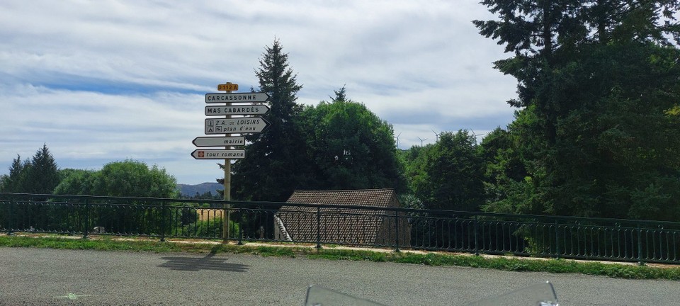 Andorra - Andorra la Vella - Yap, die Richtung stimmt