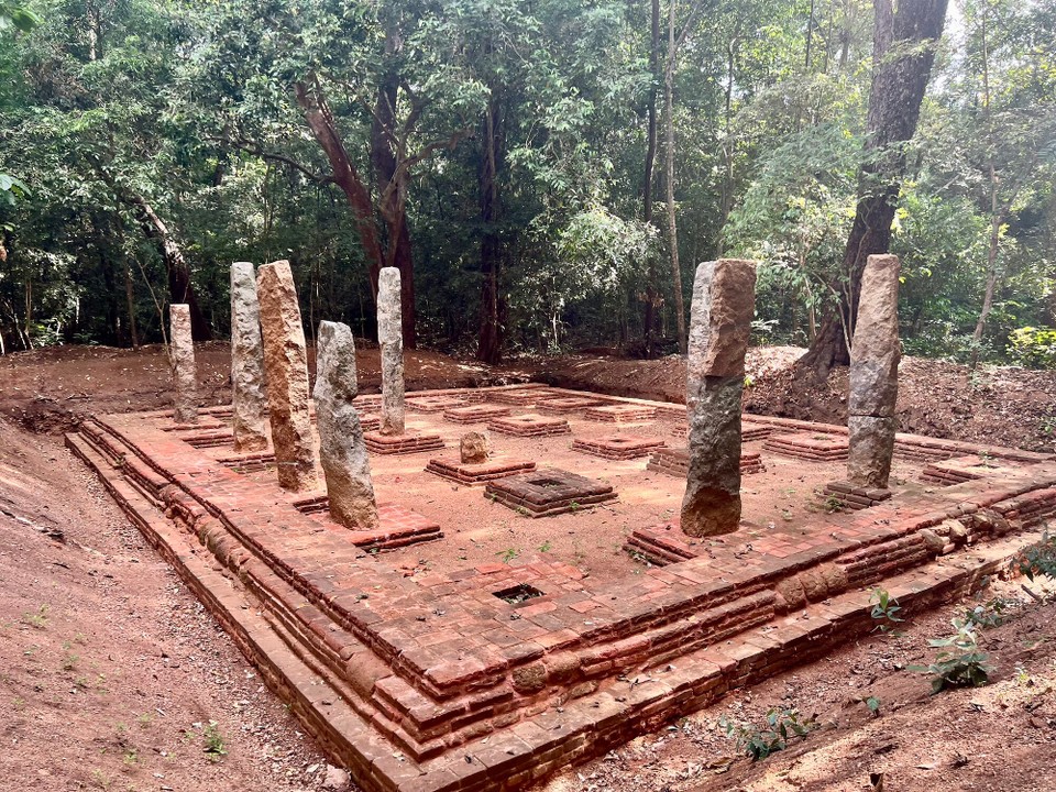 Sri Lanka -  - 