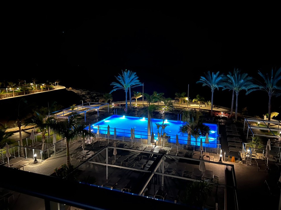 Spanien - Adeje - Blick vom Balkon bei Nacht