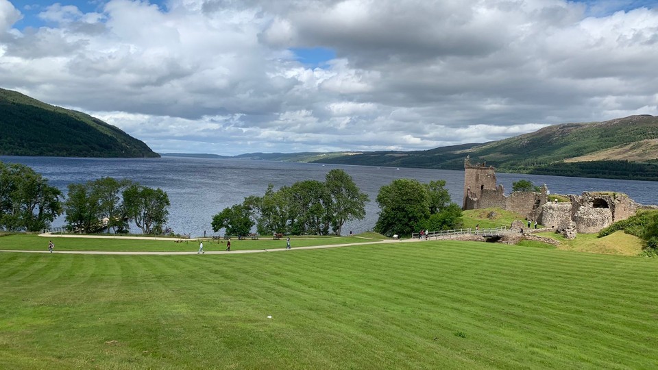 Vereinigtes Königreich - Inverness - Ds Urquhart Castle bi Drumnadrochit, o am Loch Ness - im 6./7. Jahrhundert erbout
