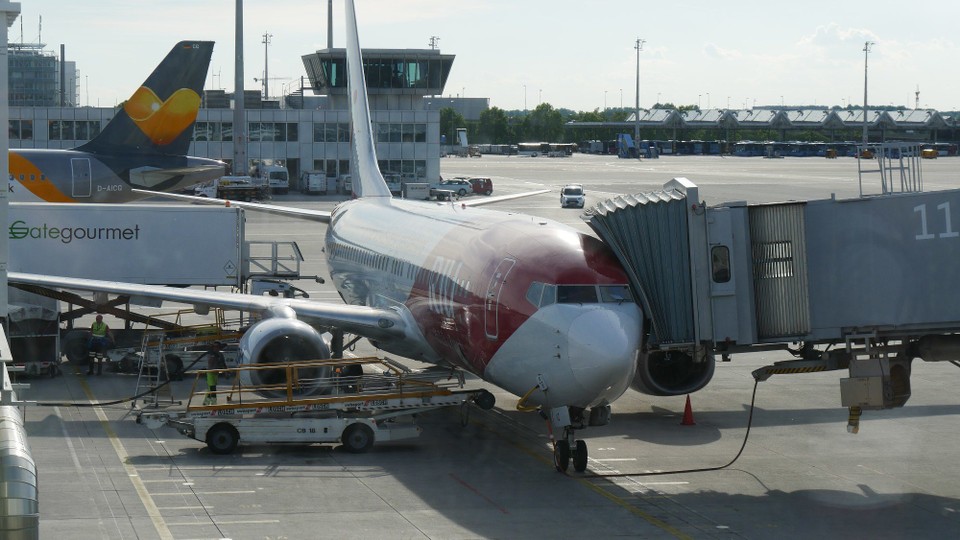 Deutschland - München-Flughafen - Boarding, Abflug 19:05 Uhr