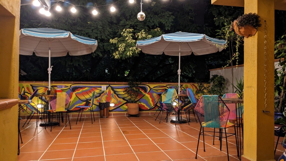 Kolumbien - Medellín - Hostel-Terrasse 