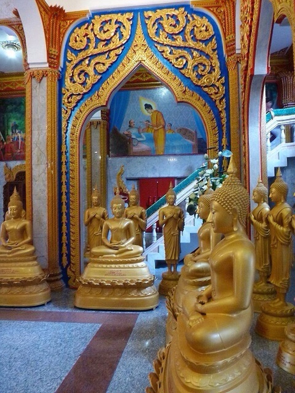 Thailand - Chalong - Im Inneren des Haupttempels 