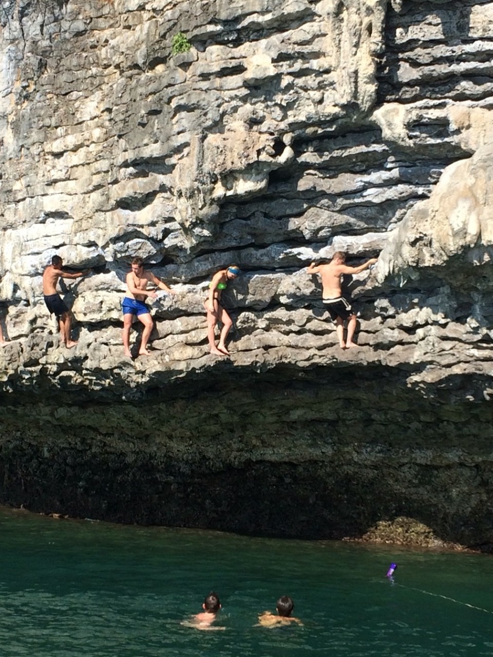 Thailand - Amphoe Mueang - Cliffhanger! 