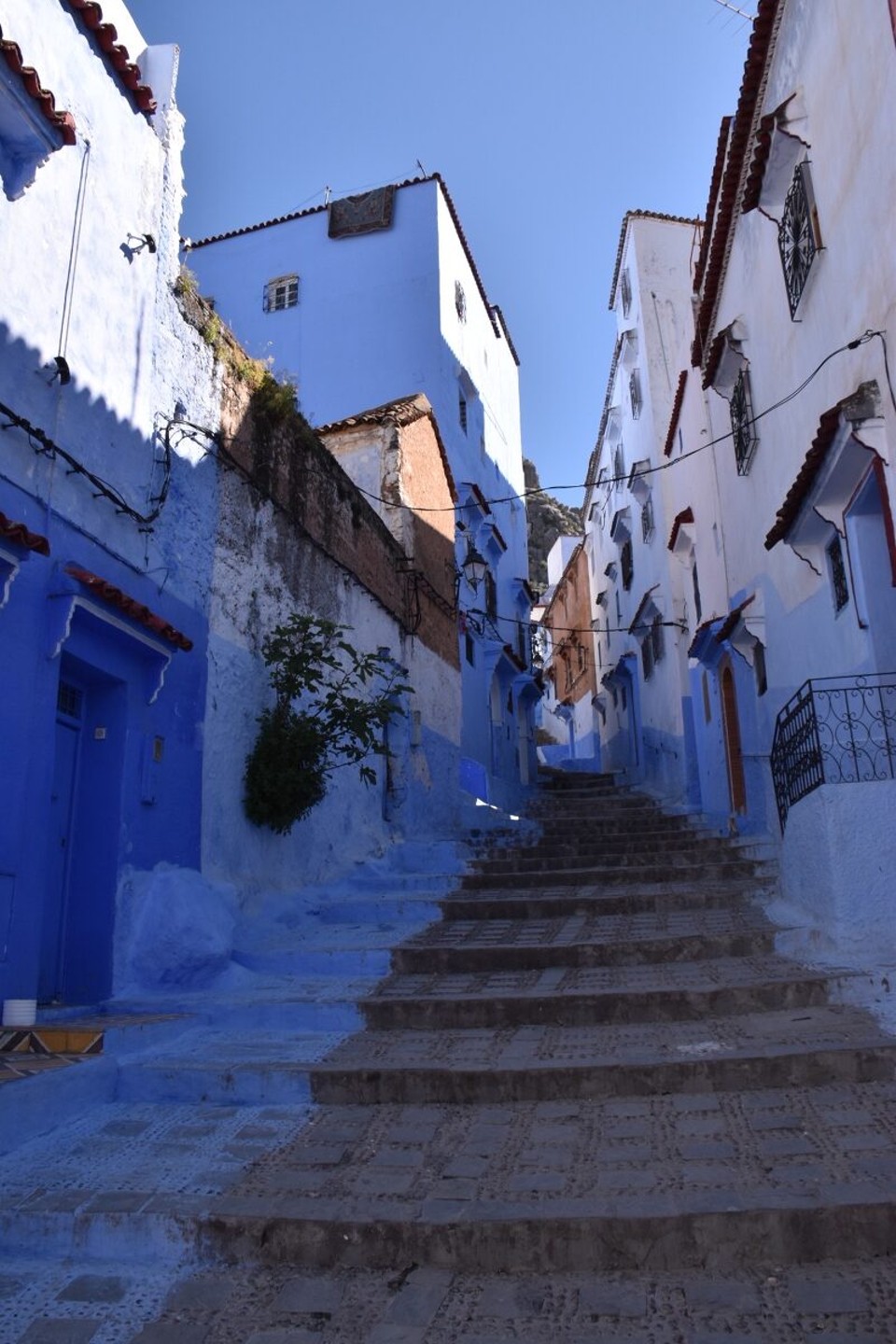 Marokko - Chefchaouen - Heute früh beginnt unser Tag mit einem Stadtbummel durch Chefchaouen.
