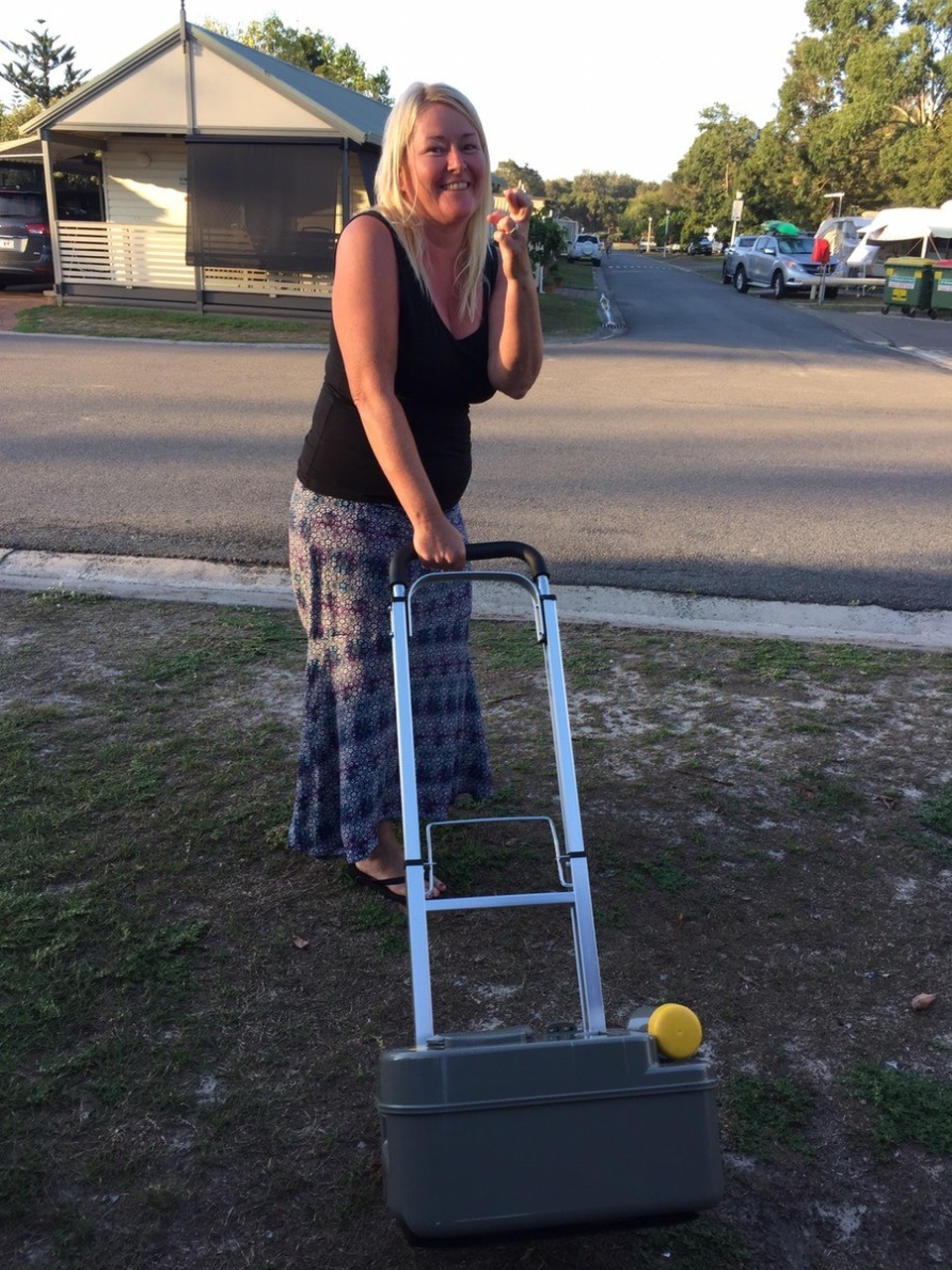  - Australia, Tuncurry, 21–43 Beach Street - So had to buy a trolley today to carry dump to the dump !! Heaps easier cos weighs so heavy ...so off I go !!