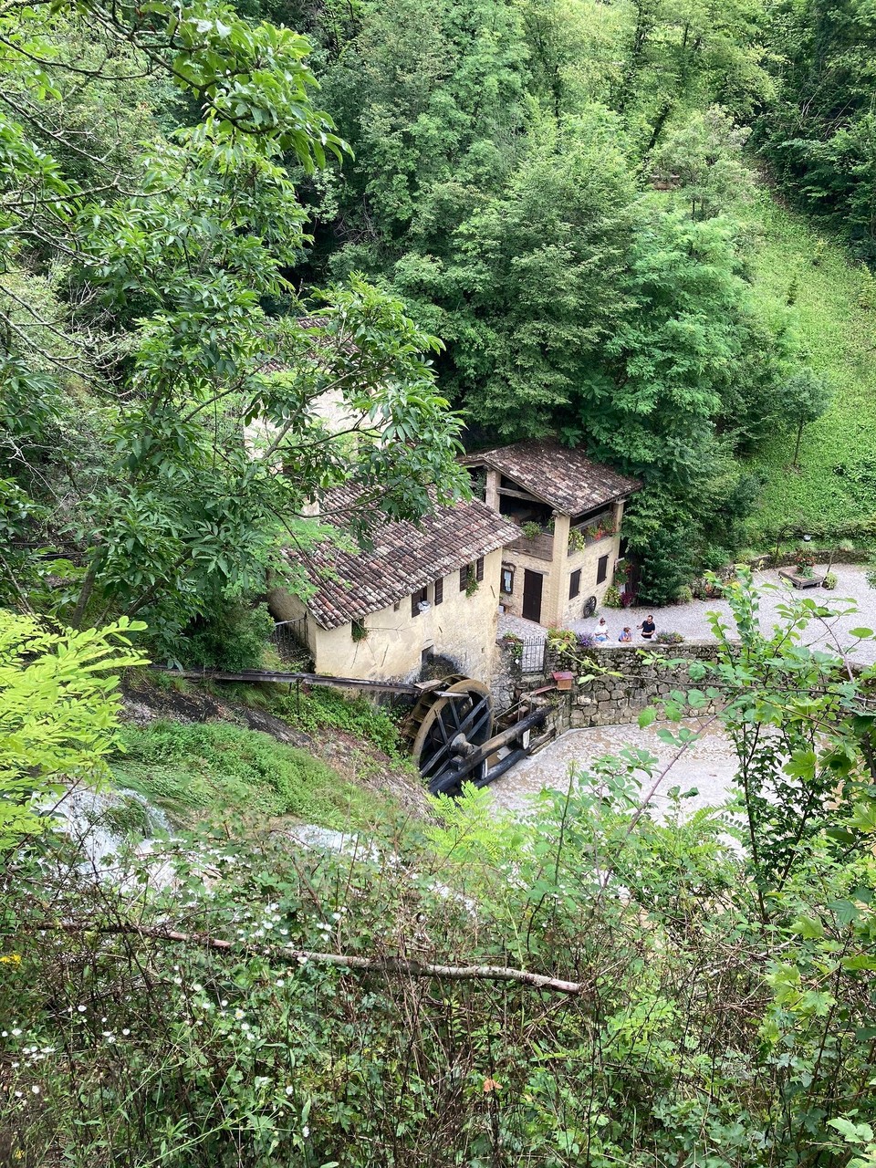 Italien - Susegana - Wassermühle von oben 