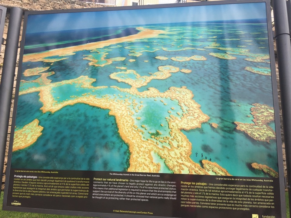  - Spain, Palma de Mallorca - Save our planet exhibit. The Australian exhibit. Whitsunday Islands. Great Barrier Reef. 