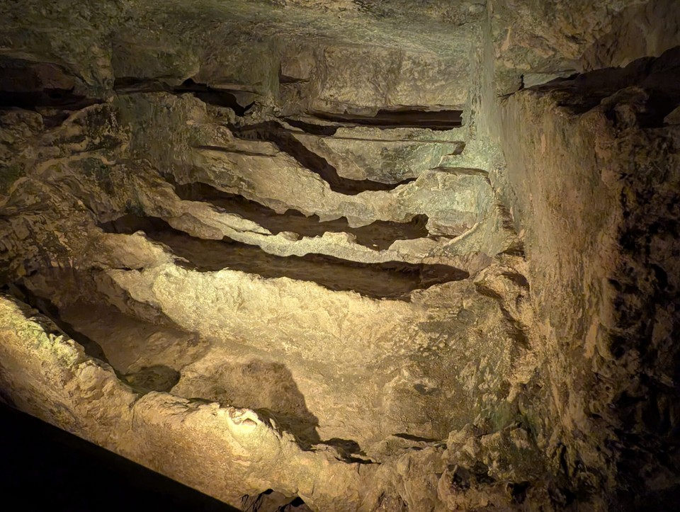 Malta - Rabat - Die St. Argatha Katakomben sind ein riesiges Labyrinth von Höhlen mit Gräbern.