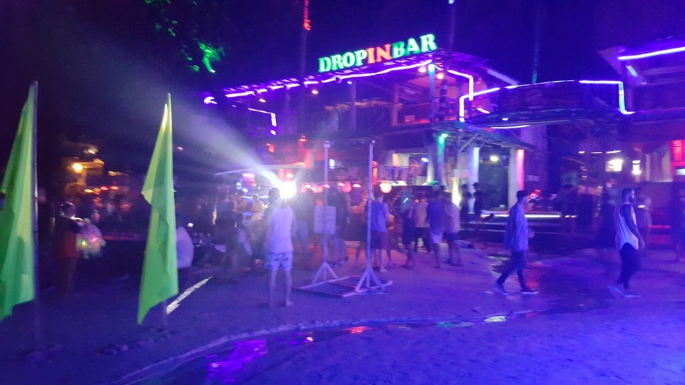 Thailand - Ko Pha-ngan - Vorglühen für die Halfmoon Party😎