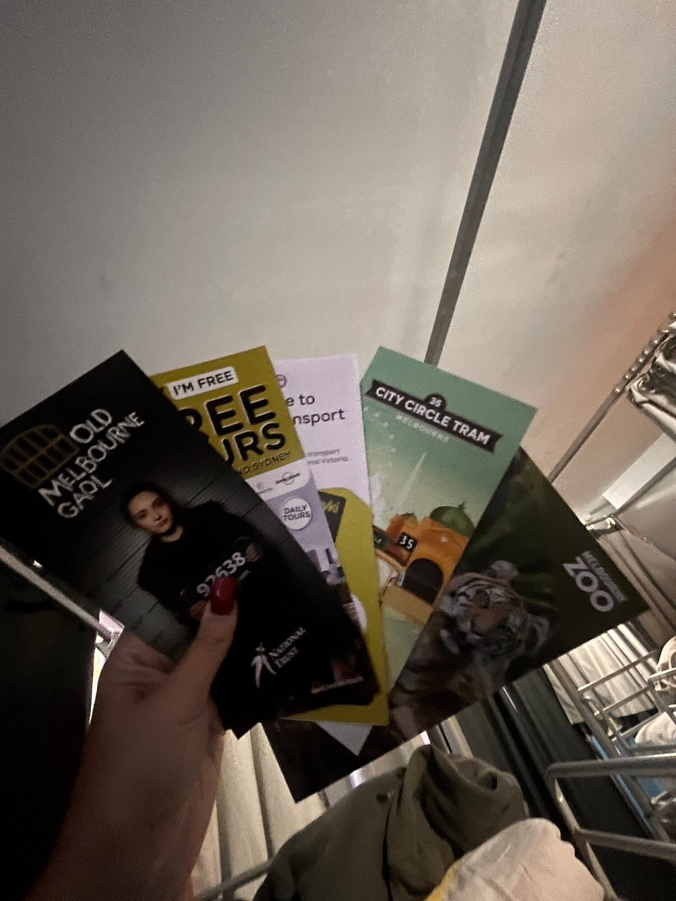Australia - Melbourne - Some leaflets I picked up to learn more about the city. Had a nap here for 2 hours and then did some shopping for a new jacket and jeans and then hit the town for some drinks. Met some cool Aussies and chatted about good things to do here 