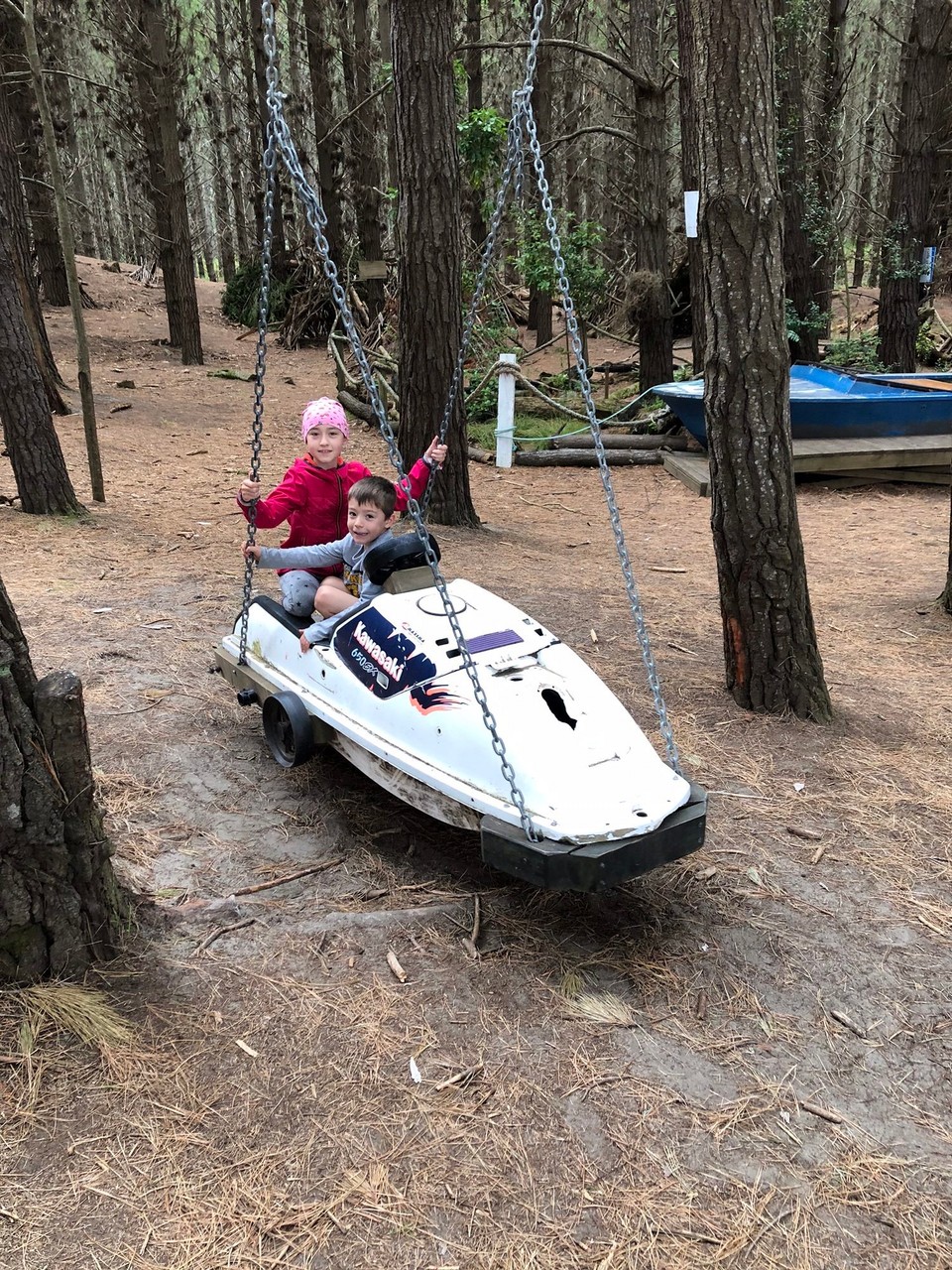 Neuseeland - Kaitoke - Heute waren wir im Wald. Da gab es ein Wald Spielplatz.