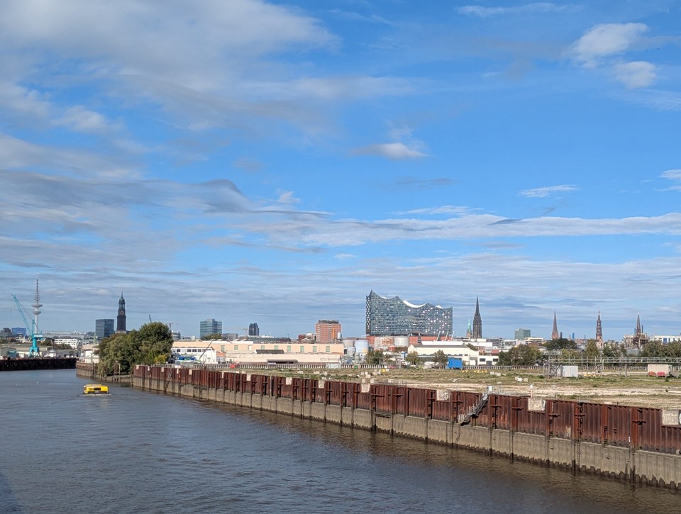 Deutschland - Lauenburg/Elbe - Was für ein Bild! Von links nach rechts. Alles drauf, was man sich wünscht.