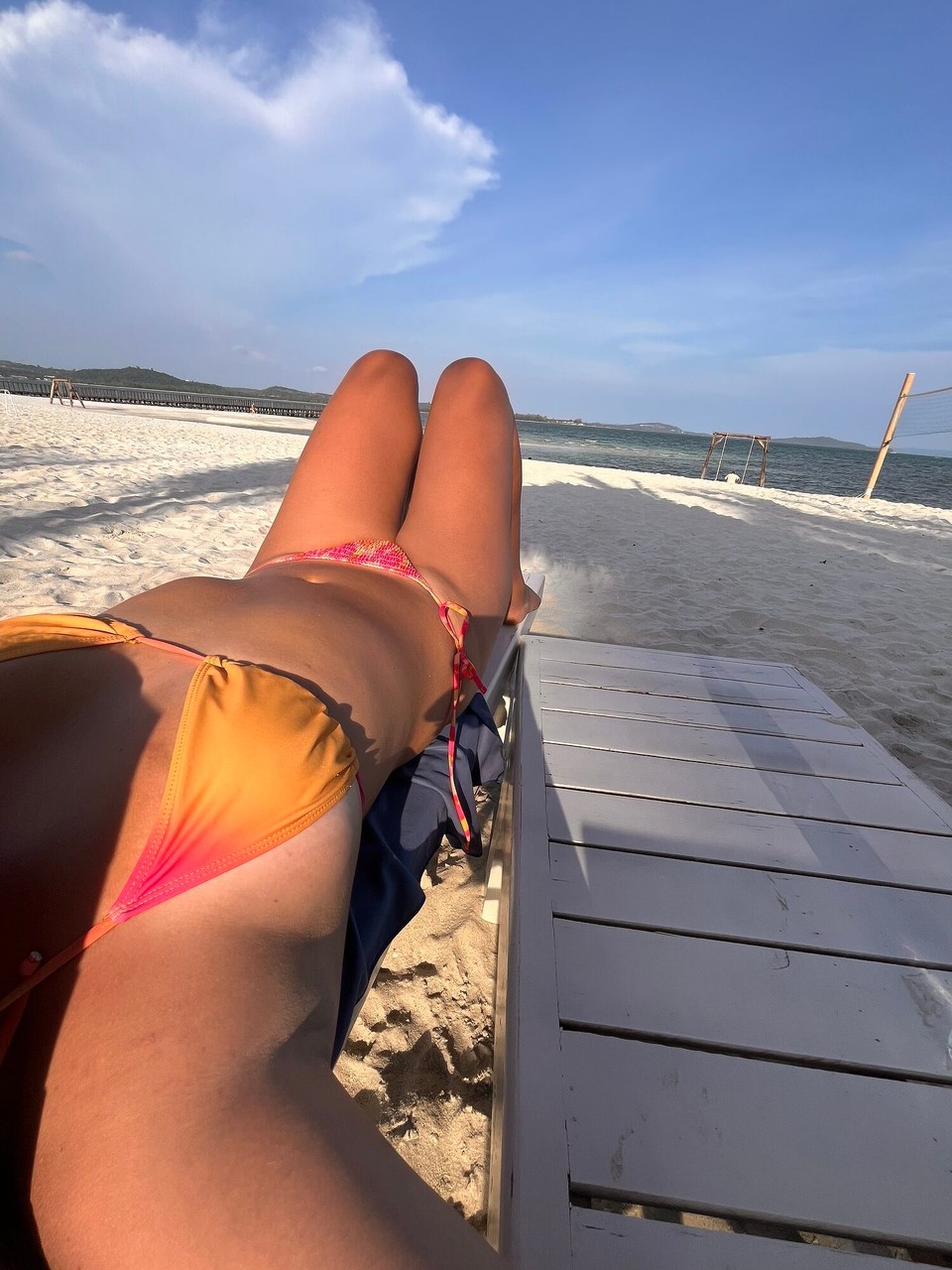 Cambodia - Kiri Sakor - Lazed on the beach and topped up the tan before going to the pool with the girls and having a cider and some dinner 