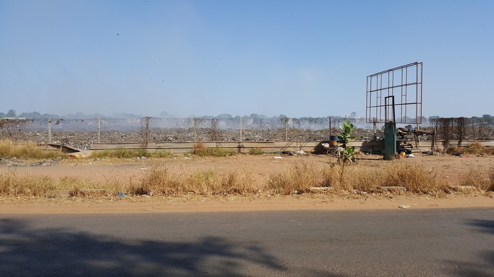 Gambia - Banjul - Mülldeponie...