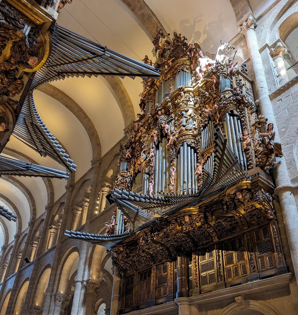 Spanien - Santiago de Compostela - Die Orgel der Kathedrale in einer einzigartigen Bauweise.