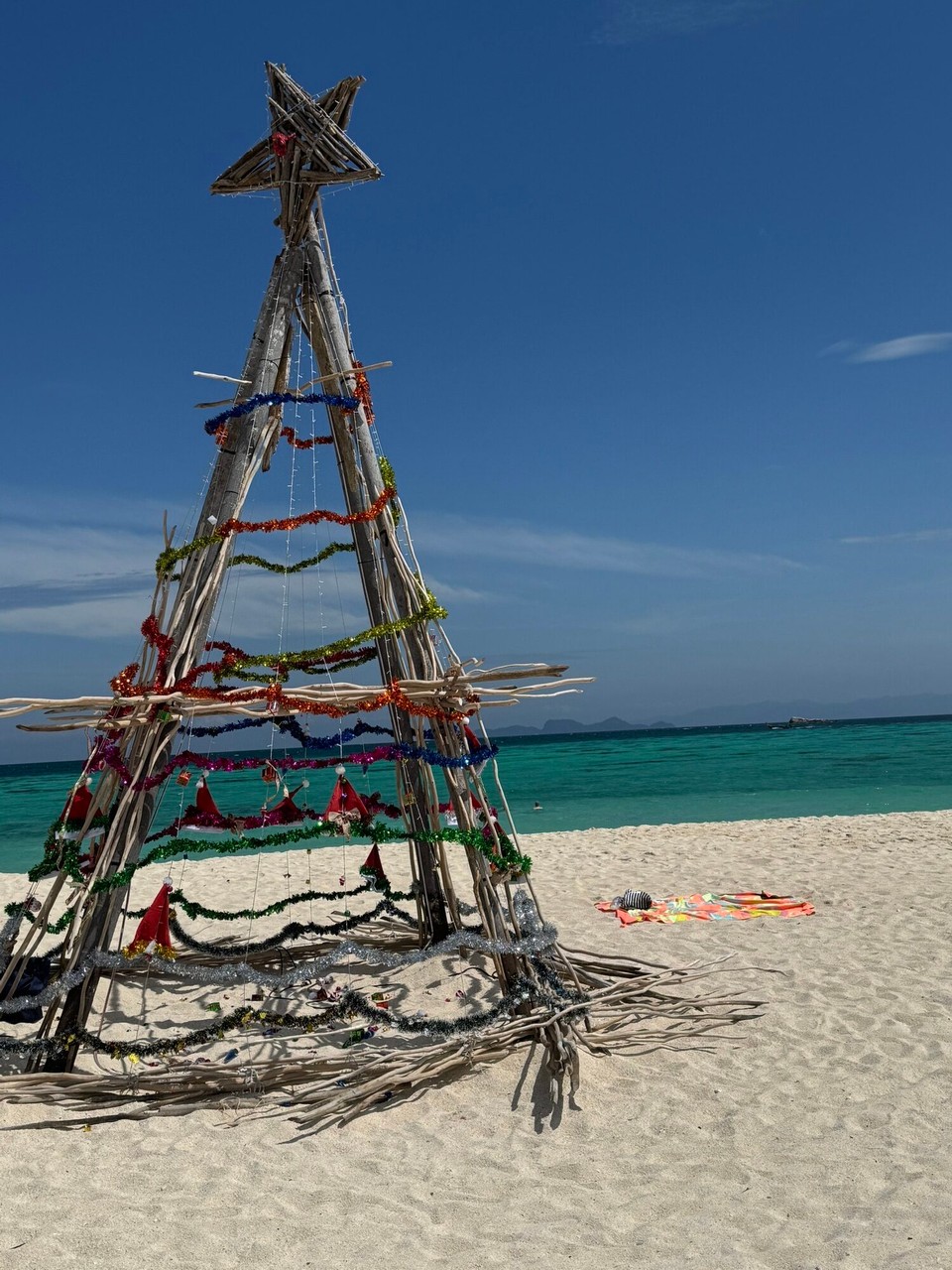 Thailand - Mueang Satun - Christmas Tree on Sunrise Beach
