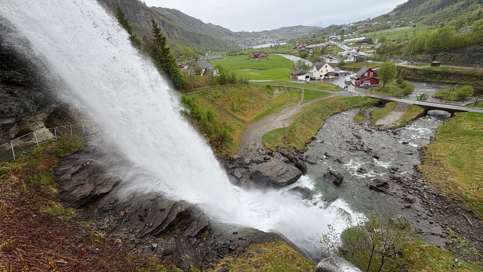 Norwegen - Eidfjord - Steinsdalsfossen 
