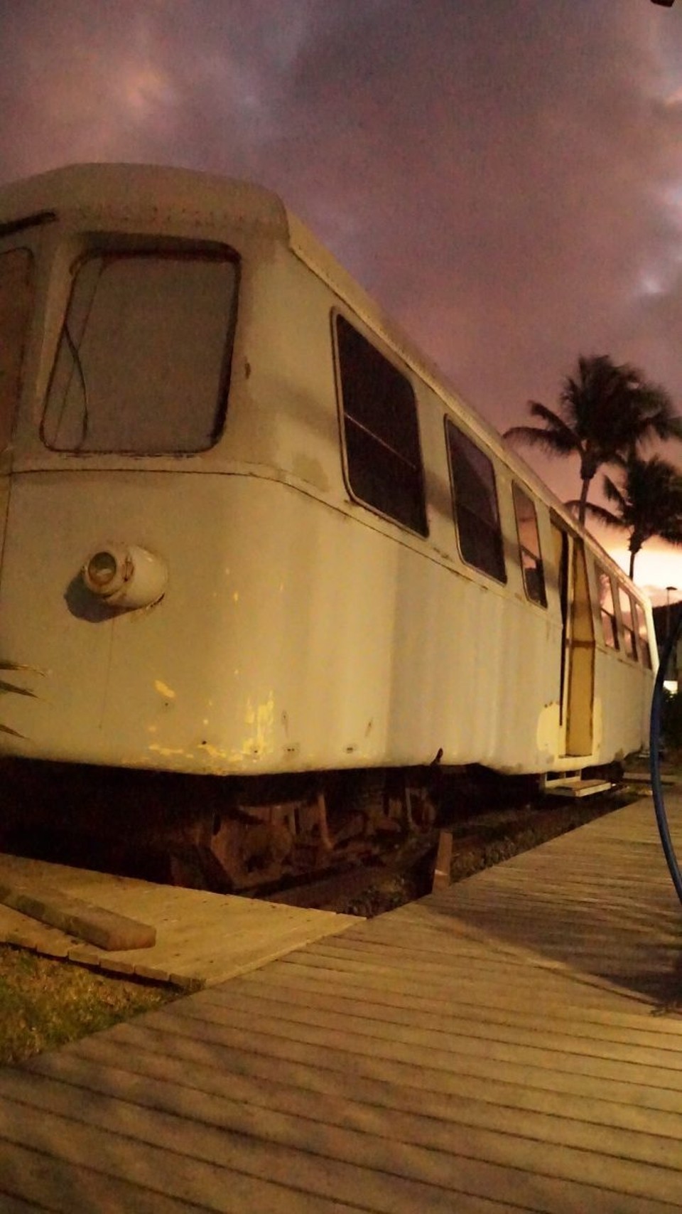 Réunion - Saint-Pierre - DB, bitte helfen! Ja, es gab hier auch mal bis 1957 eine Eisenbahnlinie.