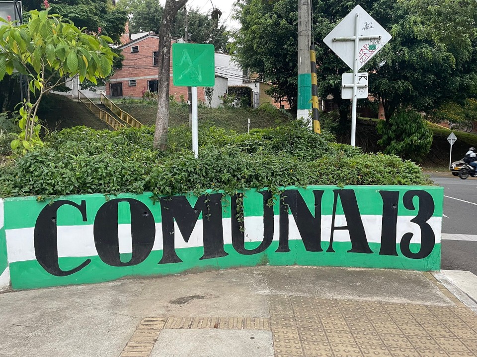 Kolumbien - Medellín - Nach der Ankunft ging es am Nachmittag noch zu einer Führung im berühmten Viertel Comuna 13