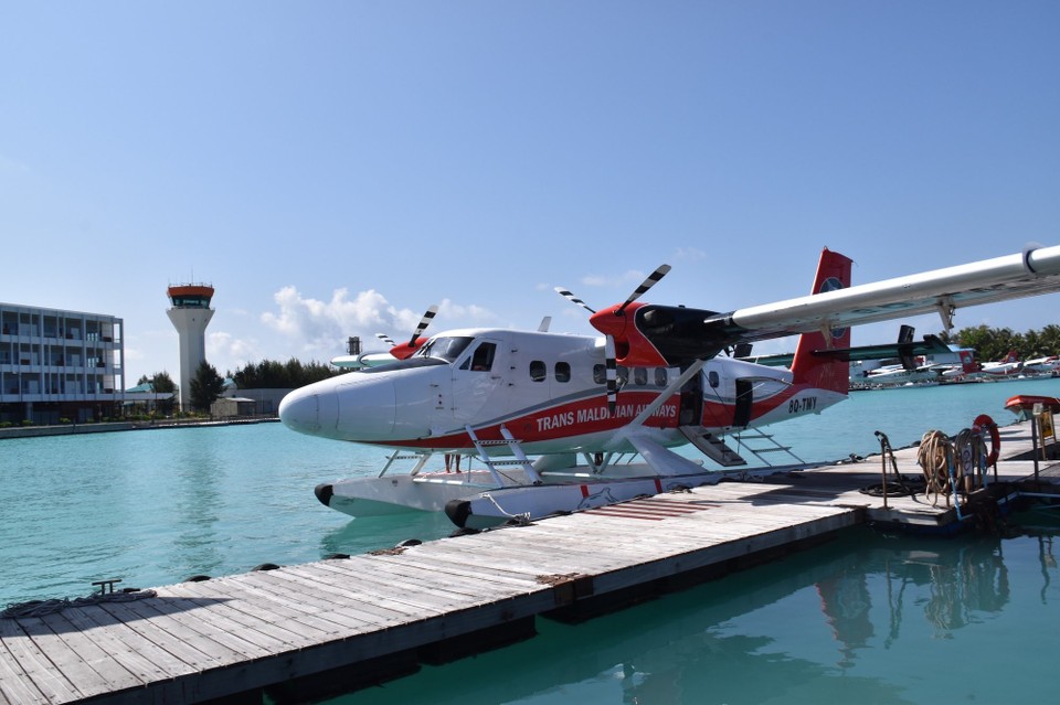 Malediven -  - Der kleine Flieger ist gelandet, jetzt geht es zum großen 