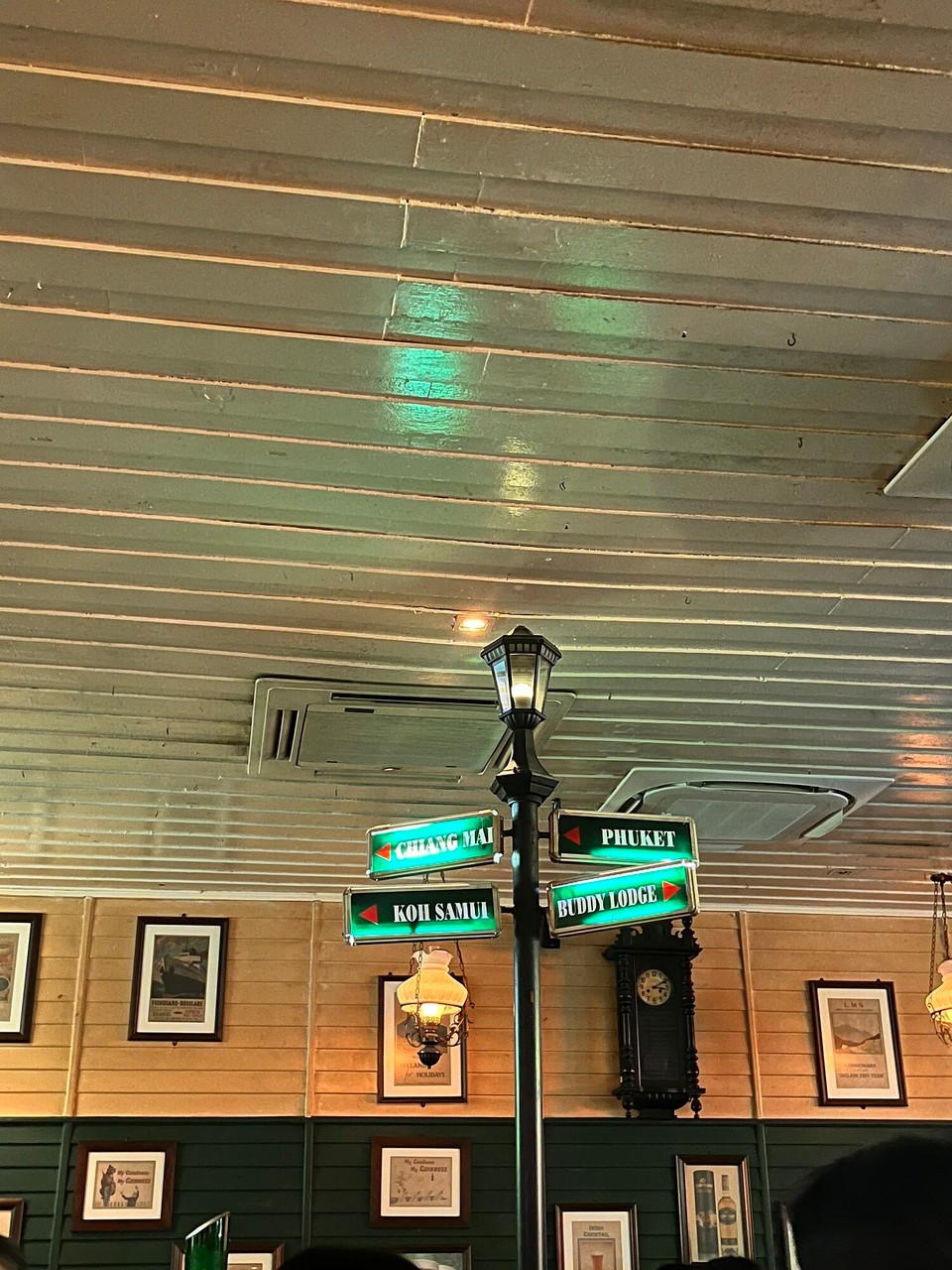 Thailand - Bangkok - Irish bar for some live music 