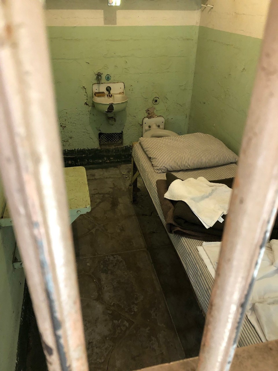USA - San Francisco - Eine Zelle auf Alcatraz