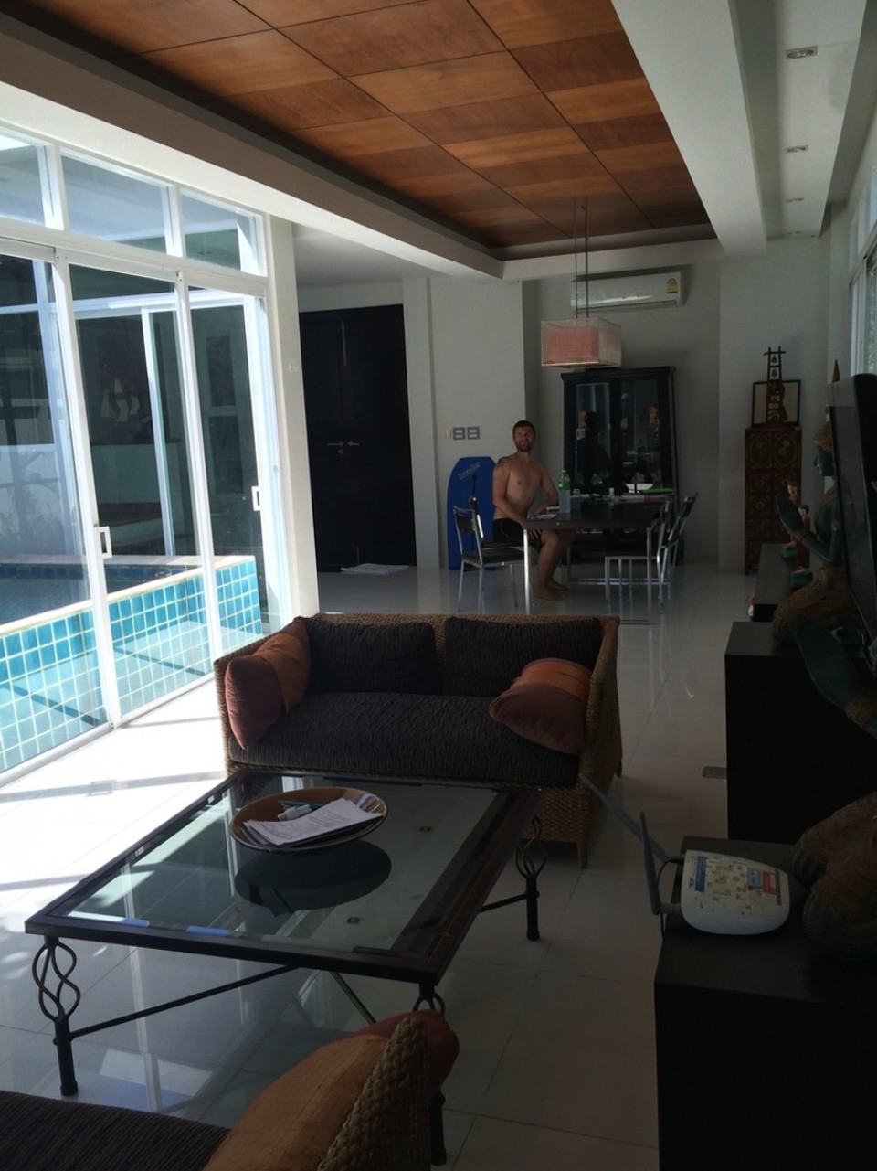 Thailand - Rawai - So ein Pool im Wohnzimmer ist schon was feines ;)