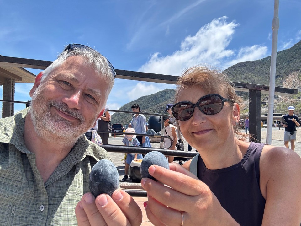 Japan - Hakone - Sie riechen schlechter als sie schmecken