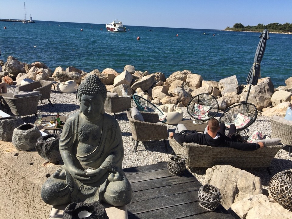 Kroatien - Novigrad - Restaurant Bar Amore
