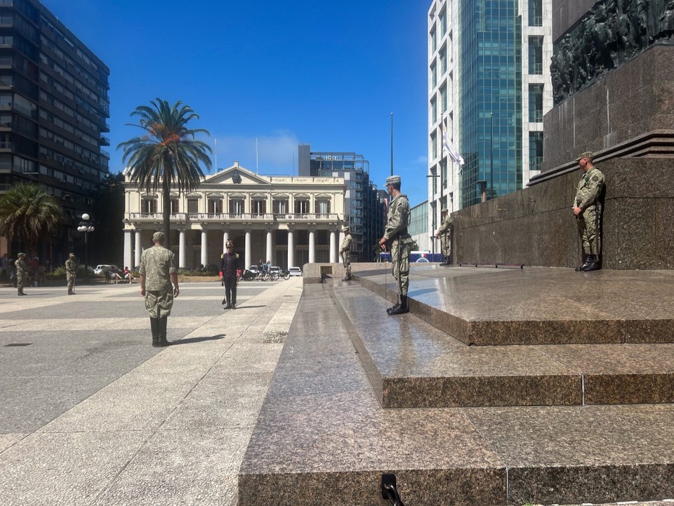 Uruguay - Montevideo - Let’s try this route